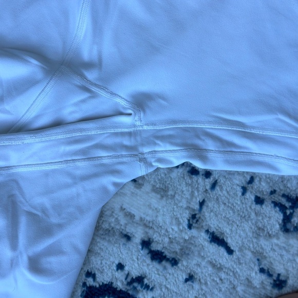 Lululemon White Align Short 8" - Picture 2 of 5